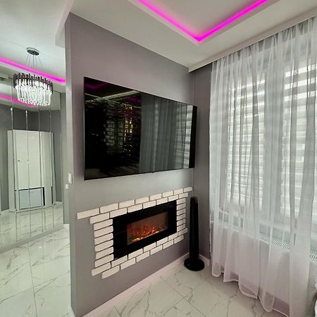 Apartament "Prezydencki Deluxe" Centrum Z Duza Wanna Dla Dwojga Gniezno Bagian luar foto